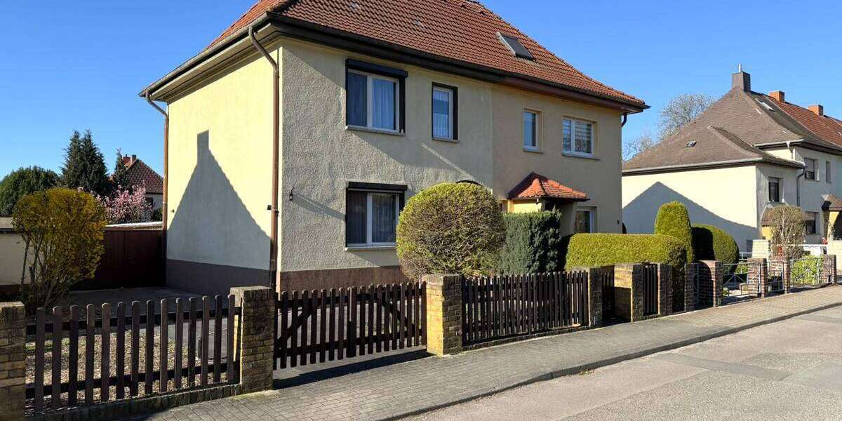 Einfamilienhaus Bitterfeld-Wolfen Wolfen - 5 Zimmer, 119 m&sup2;, 89.000&euro; | Angebot:26197200