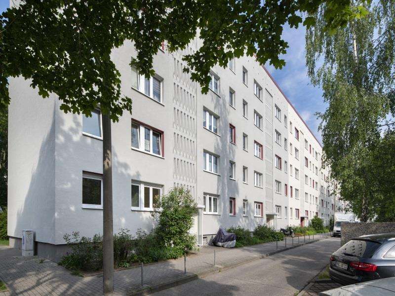 Wohnung zum Mieten in Halle (Saale) 367 € 60.71 m²