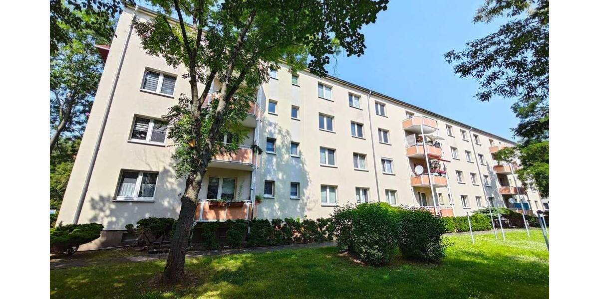Etagenwohnung Merseburg Kötzschen - 2 Zimmer, 49 m&sup2;, 299&euro; | Angebot:25372916