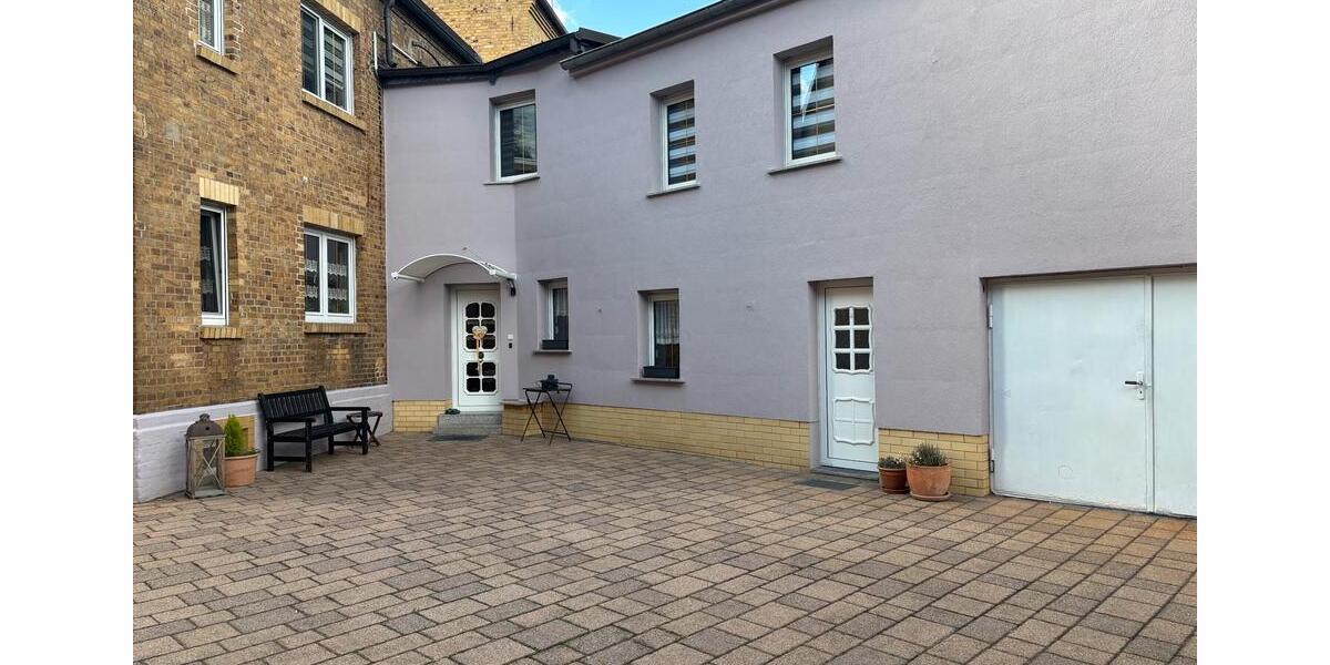 Einfamilienhaus Bitterfeld-Wolfen Holzweißig - 7 Zimmer, 143 m&sup2;, 329.000&euro; | Angebot:27086393