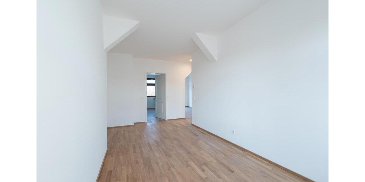 Etagenwohnung Halle (Saale) Büschdorf - 2 Zimmer, 72 m&sup2;, 716&euro; | Angebot:26058631