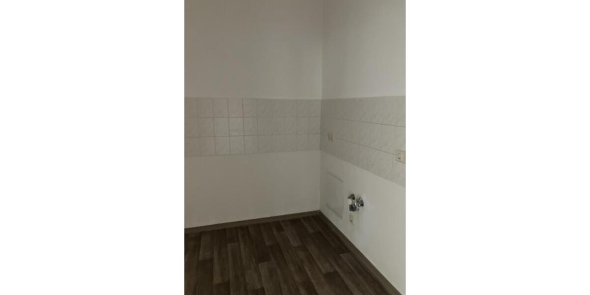 Dachgeschoßwohnung Halle (Saale) Nietleben - 6 Zimmer, 112 m&sup2;, 657&euro; | Angebot:24378268