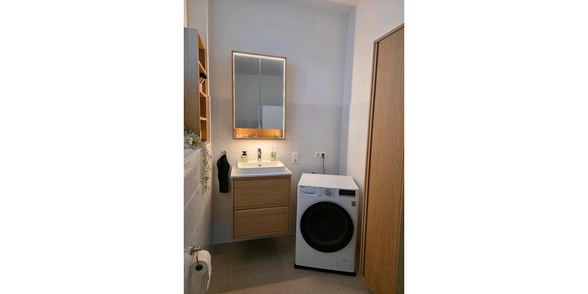 Etagenwohnung Bitterfeld-Wolfen Wolfen - 2 Zimmer, 62 m&sup2;, 105.000&euro; | Angebot:26900548