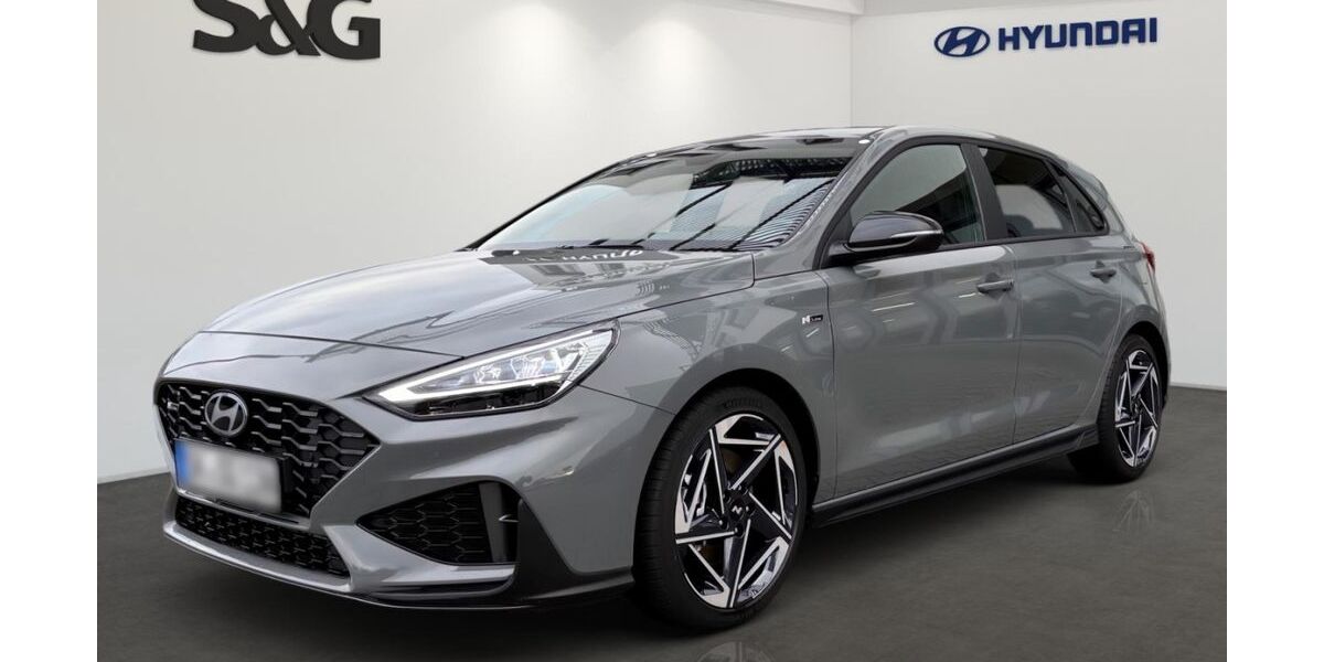 Hyundai i30 7.480 km 27.577 € Petersberg OT Sennewitz 06193