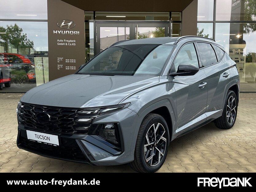 Hyundai TUCSON 3.843 km 42.999 € Leipzig 04178