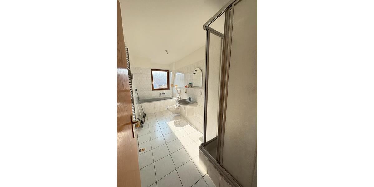 Dachgeschoßwohnung Eisleben (Lutherstadt) - 2 Zimmer, 59 m&sup2;, 340&euro; | Angebot:25217737