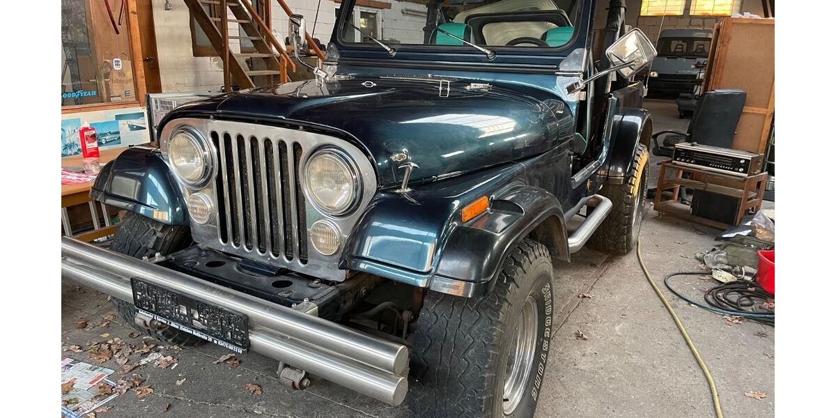 Jeep Wrangler 92.000 km 15.800 &euro; Halle 06132