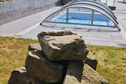 Haus zum Kaufen in Bad Lauchstädt 649.000 € 140 m² 3 zimmer