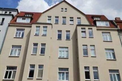 Wohnung Halle (Saale) Innenstadt - 4 Zimmer, 114 m&sup2;, 1.100&euro; | Angebot:26824977