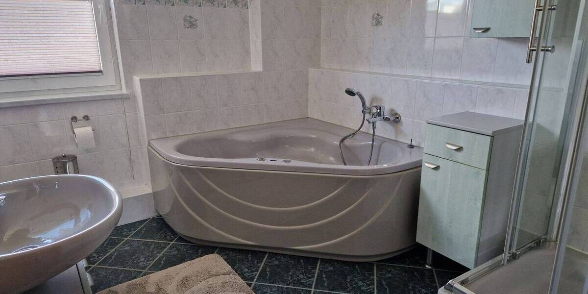 Doppelhaushälfte Halle (Saale) Westliche Neustadt - 4 Zimmer, 104 m&sup2;, 335.000&euro; | Angebot:26541825