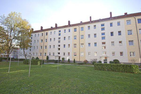 Etagenwohnung Halle (Saale) Südstadt - 3 Zimmer, 58 m&sup2;, 420&euro; | Angebot:26841971