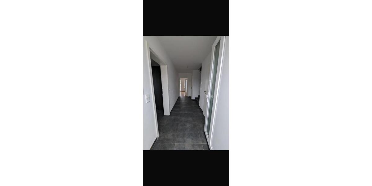 Reihenhaus Delitzsch - 4 Zimmer, 102 m&sup2;, 1.650&euro; | Angebot:25056173