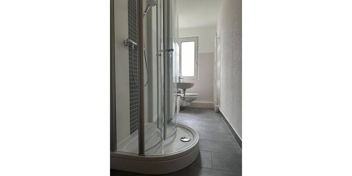 Etagenwohnung Bad Dürrenberg Lennewitz - 2 Zimmer, 49 m&sup2;, 320&euro; | Angebot:26933662