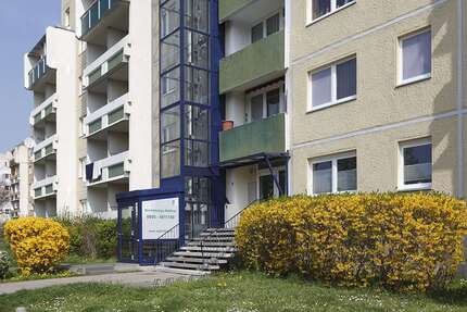 Wohnung Halle (Saale) Silberhöhe - 1 Zimmer, 32 m&sup2;, 236&euro; | Angebot:25626727