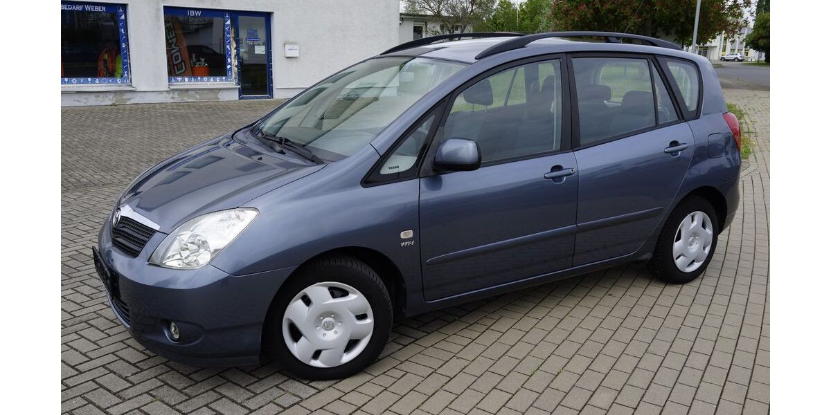 Toyota Corolla Verso 199.900 km 3.499 &euro; Bitterfeld 06749