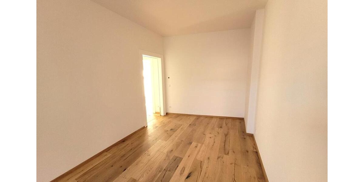 Dachgeschoßwohnung Halle (Saale) Damaschkestraße - 2 Zimmer, 72 m&sup2;, 865&euro; | Angebot:24522288