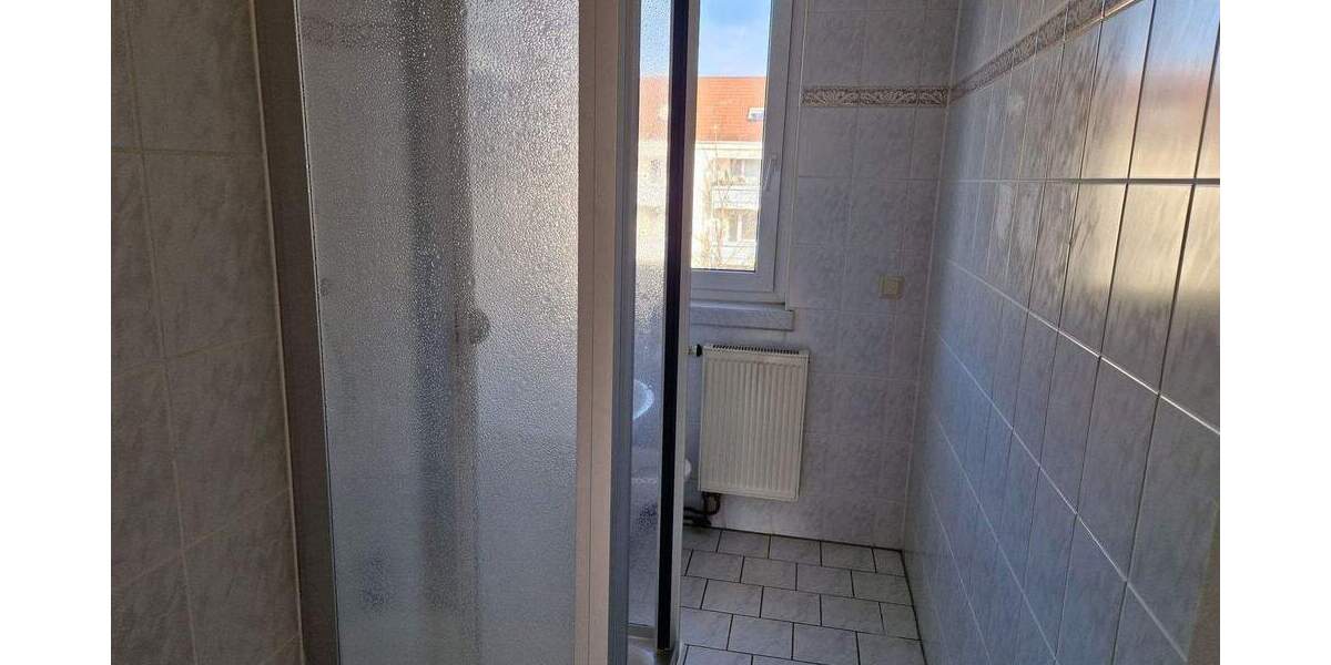 Etagenwohnung Halle (Saale) Gesundbrunnen - 3 Zimmer, 58 m&sup2;, 84.000&euro; | Angebot:25245792