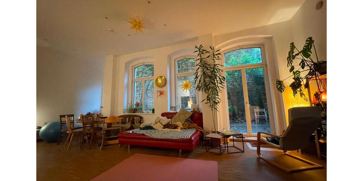 Erdgeschoßwohnung Halle (Saale) Am Wasserturm/Thaerviertel - 4 Zimmer, 124 m&sup2;, 1.350&euro; | Angebot:27627586