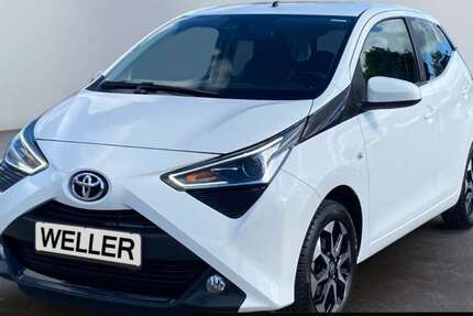 Toyota Aygo 31.016 km 12.190 € Leipzig-Burghausen 04178