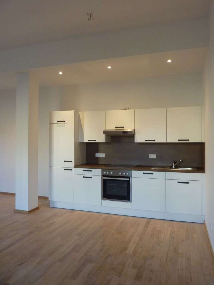 Wohnung zum Mieten in Halle 796,97 € 79.3 m²