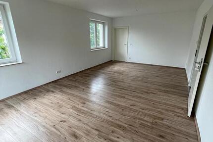 4 Raum Wohnung mit Balkon und Garten in Bitterfeld Wolfen