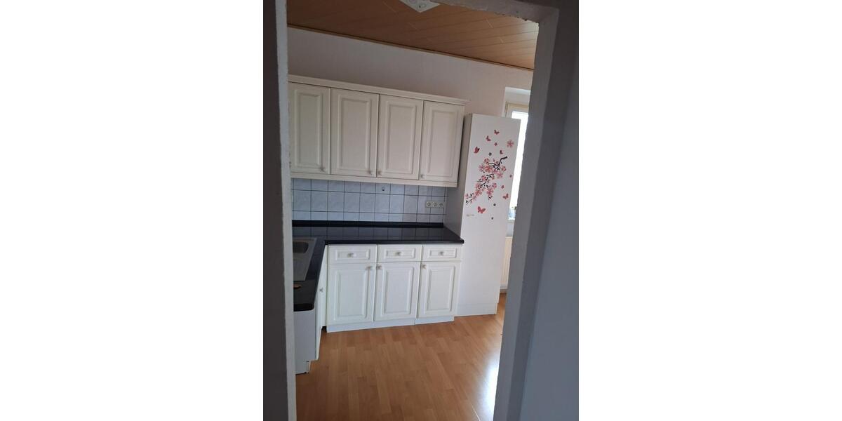 Etagenwohnung Halle (Saale) Silberhöhe - 4 Zimmer, 68 m&sup2;, 110.000&euro; | Angebot:25874261