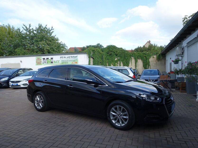 Hyundai i40 133.300 km 10.500 € Halle / Saale 06116