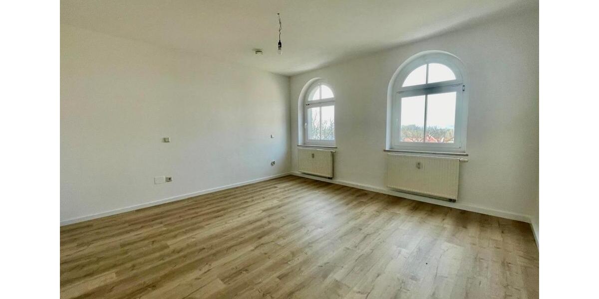 Dachgeschoßwohnung Halle (Saale) Damaschkestraße - 4 Zimmer, 75 m&sup2;, 595&euro; | Angebot:25648287