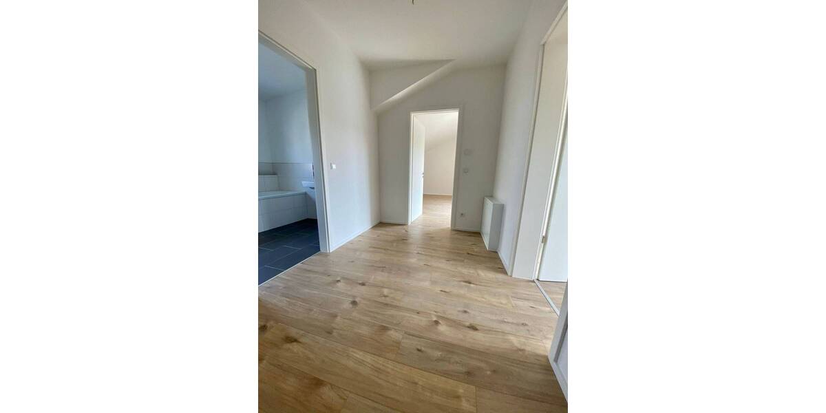 Doppelhaushälfte Salzatal Lieskau - 4 Zimmer, 152 m&sup2;, 1.350&euro; | Angebot:26306031
