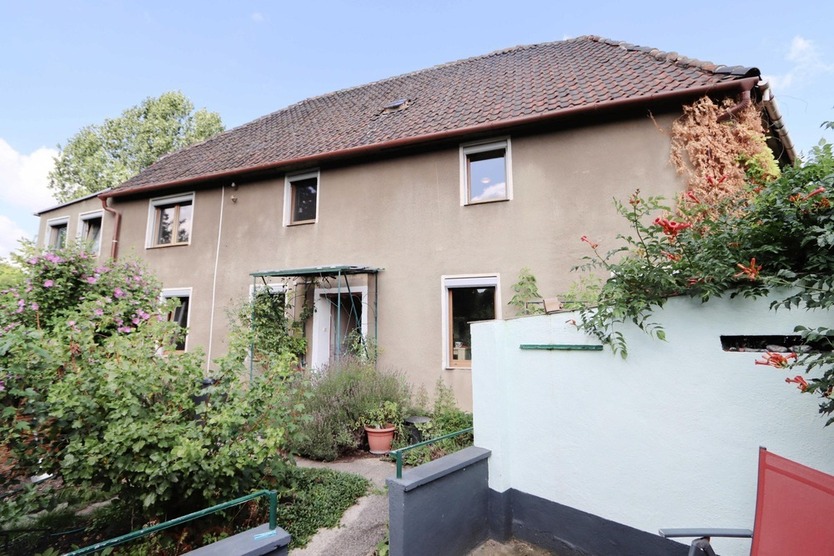 Zweifamilienhaus direkt am Leipziger Teich - Garten - Garage - Gasbrennwerttherme von 2016