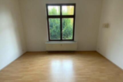 Wohnung Halle (Saale) Damaschkestraße - 1 Zimmer, 36 m&sup2;, 400&euro; | Angebot:26169443