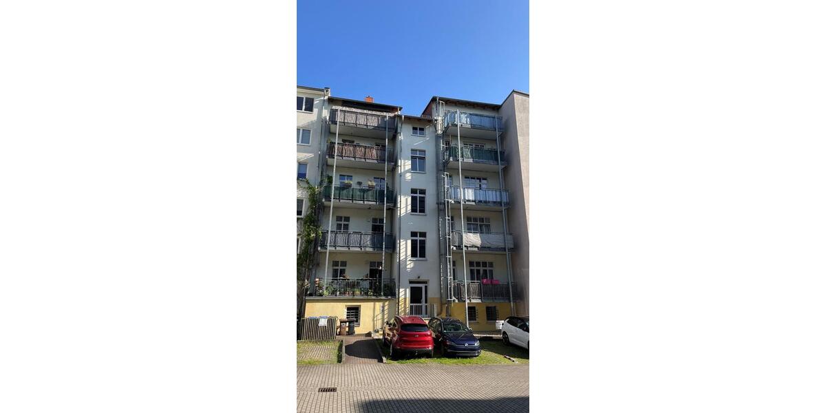 Dachgeschoßwohnung Halle (Saale) - 1 Zimmer, 37 m&sup2;, 315&euro; | Angebot:25307704