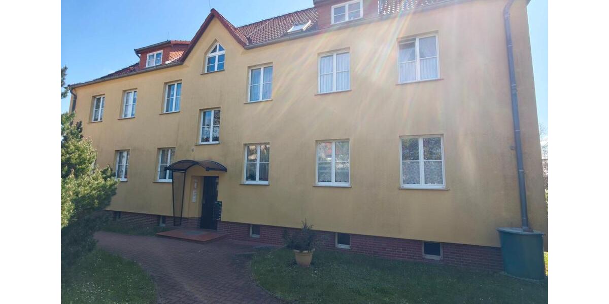 Dachgeschoßwohnung Merseburg - 2 Zimmer, 52 m&sup2;, 80.000&euro; | Angebot:27500664