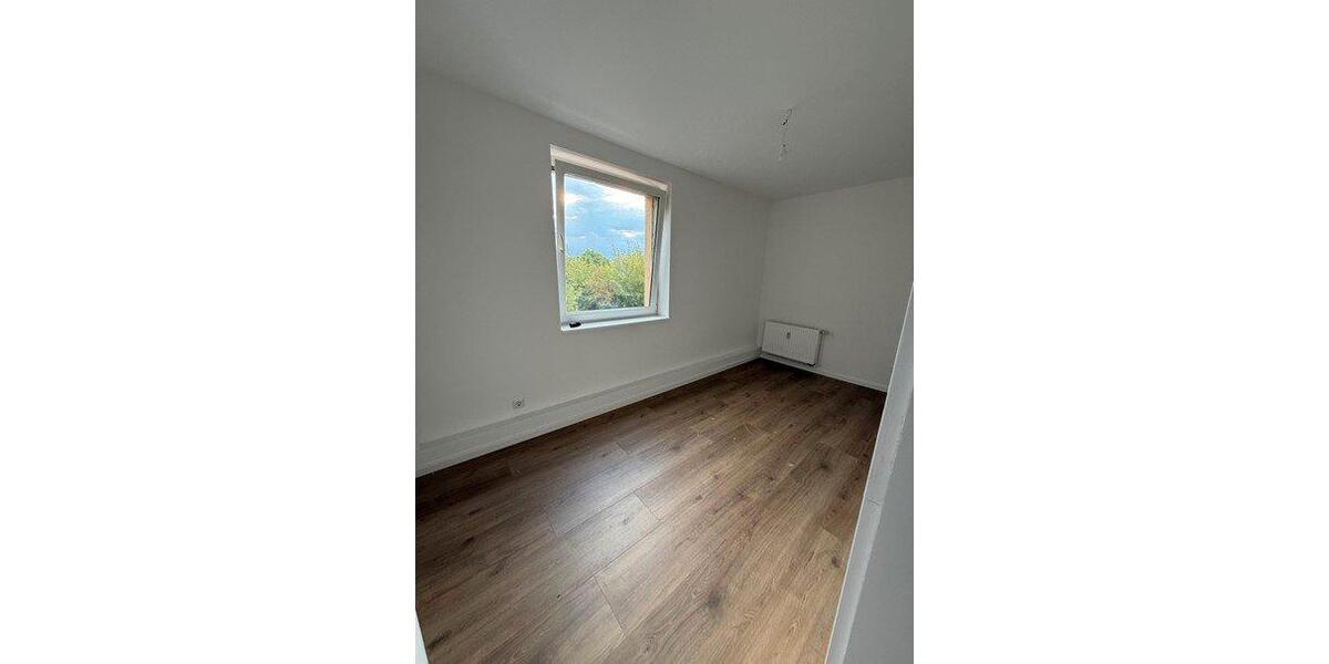 Erdgeschoßwohnung Seegebiet Mansfelder Land - 3 Zimmer, 63 m&sup2;, 400&euro; | Angebot:26235244