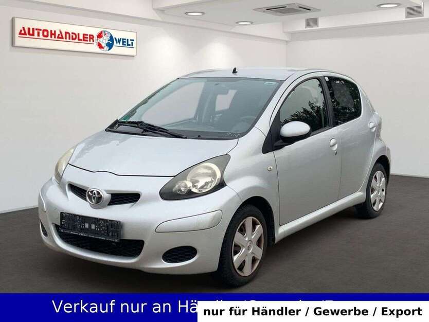 Toyota Aygo 87.828 km 2.699 € Sandersdorf-Brehna 06796