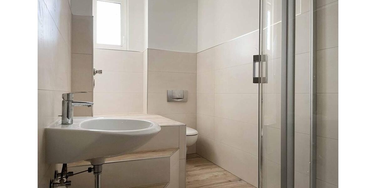 Dachgeschoßwohnung Halle (Saale) Damaschkestraße - 3 Zimmer, 72 m&sup2;, 637&euro; | Angebot:24416020