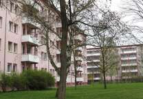 Wohnung zum Mieten in Halle 160,44 € 24.31 m²