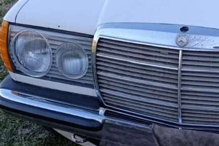 Mercedes-Benz 200 254.000 km 7.599 € Gröbzig 06388
