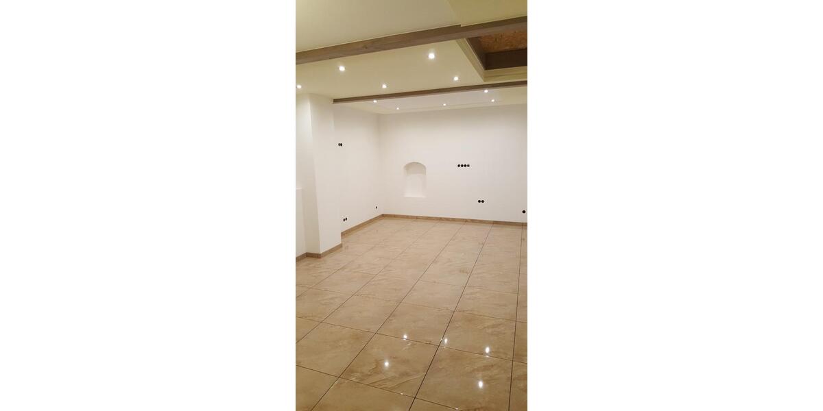 Einfamilienhaus Bad Lauchstädt - 6 Zimmer, 300 m&sup2;, 298.000&euro; | Angebot:25419216