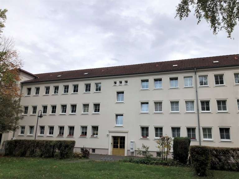 Etagenwohnung Braunsbedra Schortau - 2 Zimmer, 50 m&sup2;, 273&euro; | Angebot:26882535