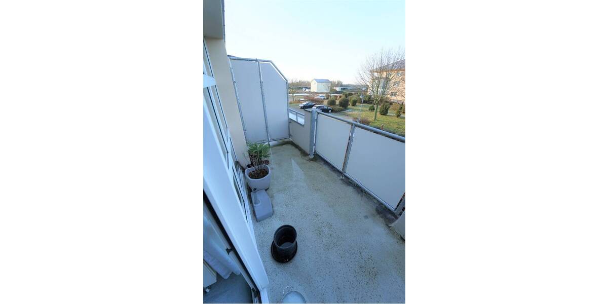 Etagenwohnung Lützen - 2 Zimmer, 63 m&sup2;, 105.000&euro; | Angebot:25928589