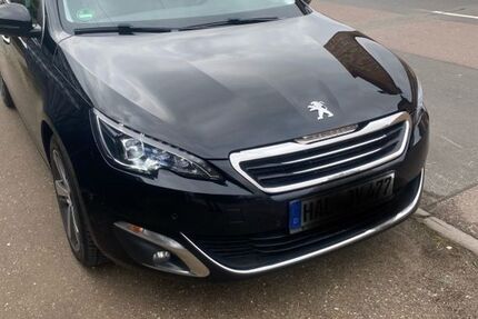 Peugeot 308 198.000 km 8.500 € Halle 06108