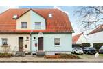 Doppelhaushälfte Leuna - 4 Zimmer, 110 m&sup2;, 179.000&euro; | Angebot:25738054