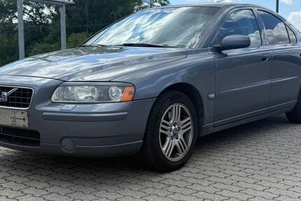 Volvo S60 414.465 km 1.499 &euro; Schkopau 06258