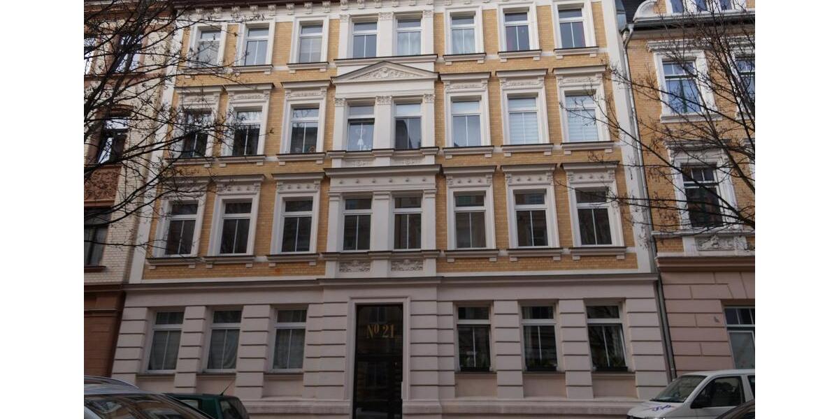 Dachgeschoßwohnung Halle (Saale) Damaschkestraße - 4 Zimmer, 67 m&sup2;, 570&euro; | Angebot:26573001