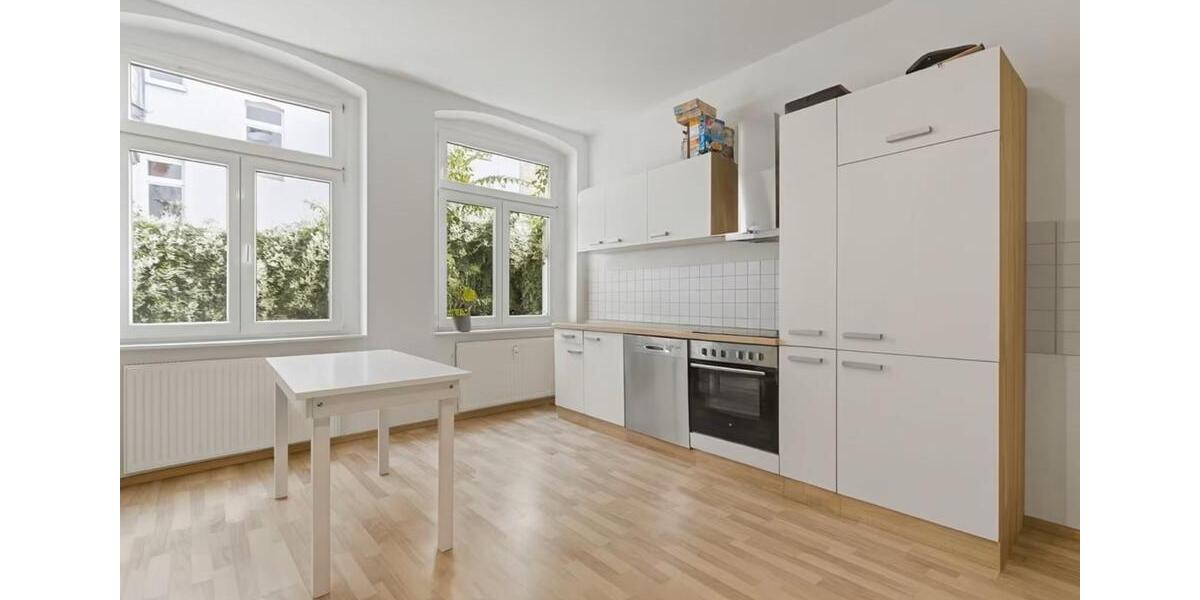 Erdgeschoßwohnung Halle (Saale) Damaschkestraße - 3 Zimmer, 100 m&sup2;, 800&euro; | Angebot:24963401