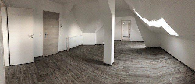 Dachgeschoßwohnung Köthen (Anhalt) - 3 Zimmer, 65 m&sup2;, 500&euro; | Angebot:25971284