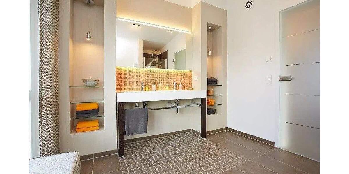 Mehrfamilienhaus, Wohnhaus Lützen - 4 Zimmer, 107 m&sup2;, 332.000&euro; | Angebot:25687696