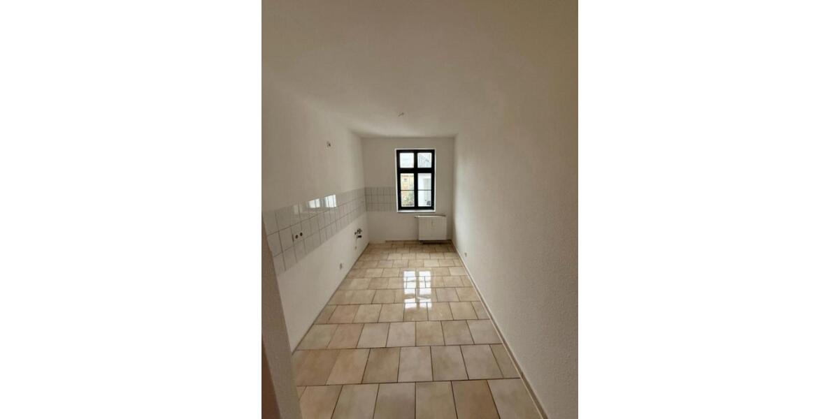 Maisonettenwohnung Halle (Saale) Damaschkestraße - 4 Zimmer, 95 m&sup2;, 790&euro; | Angebot:26473001