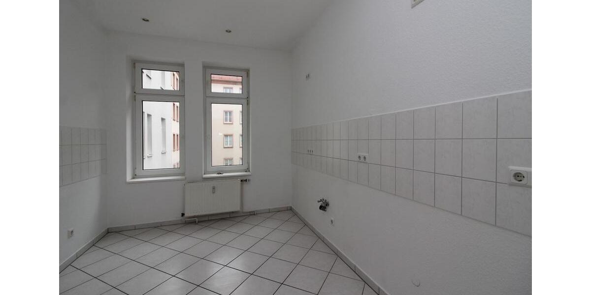Etagenwohnung Halle (Saale) Büschdorf - 3 Zimmer, 85 m&sup2;, 595&euro; | Angebot:26659427